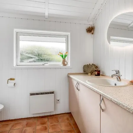 Kristanna - 1-2km From The Sea By Interhome Feriehus *