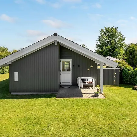 Feriehus Kristanna - 1-2km From The Sea By Interhome *
